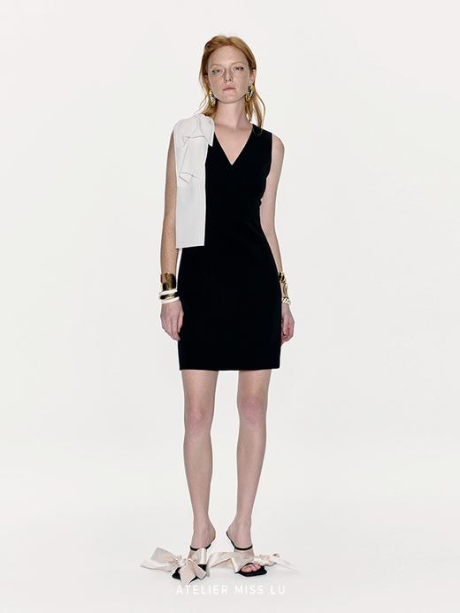 【伯尼尔香槟】肩部层次飘片设计收腰连衣裙 商品图3