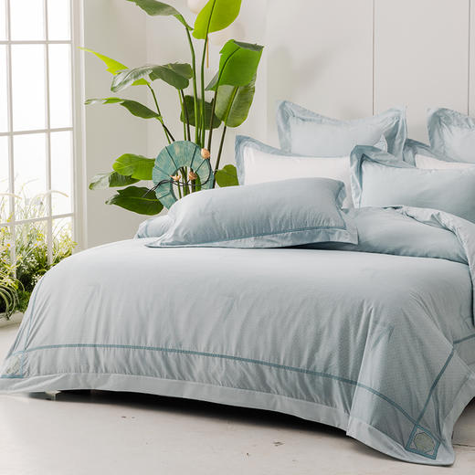 多喜爱 60S长绒棉四件套-姑苏竹春【精美刺绣】【礼盒包装】 贡缎工艺 芬纳诺抗菌 东方禅绣 新疆长绒棉 商品图1