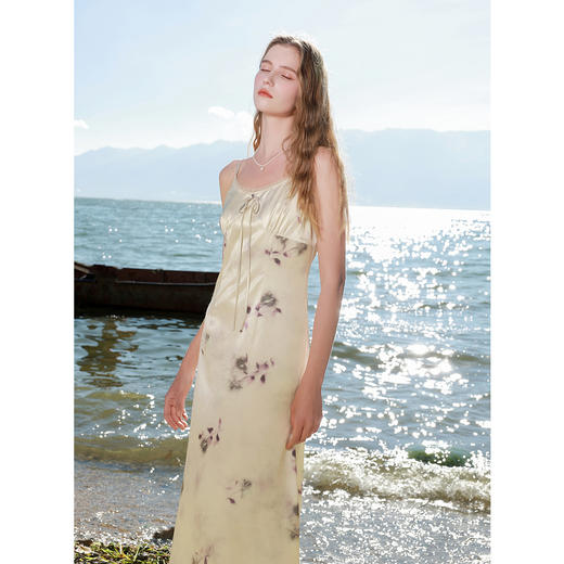 三彩2025春季新款蕾丝花边圆领吊带裙印花连衣裙法式浪漫M 商品图3