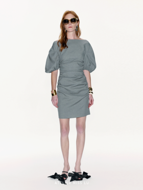 【奥菲利亚】褶皱设计一字领微露背廓形袖连衣裙