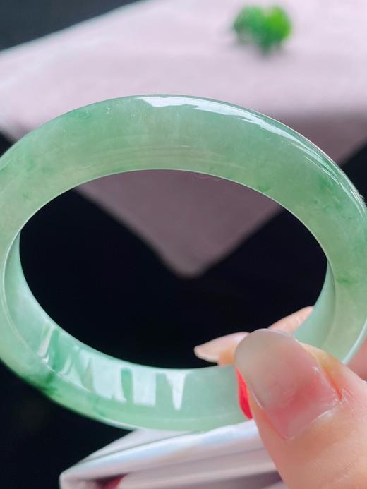 53正圈翡翠手镯 商品图1