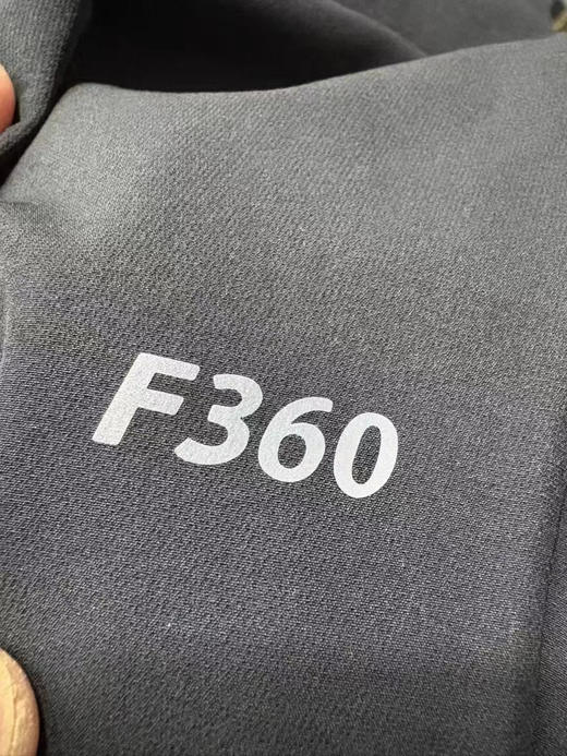 正品迪桑特RUNNING系列跑步运动休闲男士梭织运动长裤 
 非加绒 春款 可单穿  适合人群广泛 
 梭织面料 不易变形  耐穿  版型好  体制内标配 
 尺码 M- XXL 商品图3