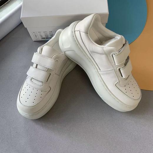 2025简约经典魔术贴小白鞋头层牛皮真皮厚底增高板鞋松糕休闲运动鞋女 商品图1