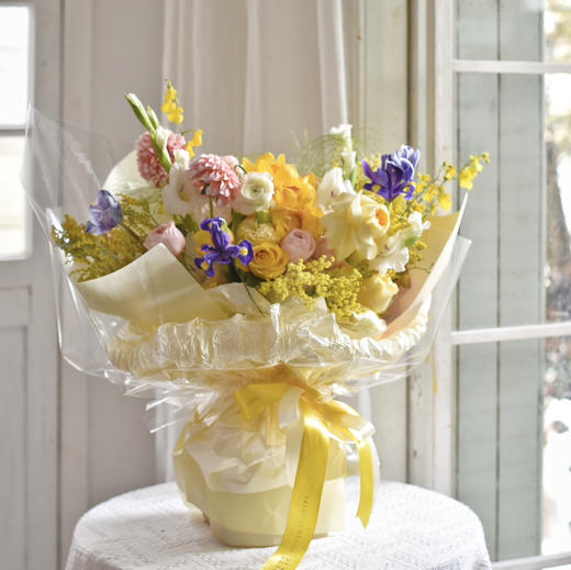 《和煦春风》大花蕙兰暖色系大花束 商品图0