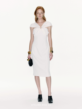 【冰雪舞会】金属圆环拼接设计修身连衣裙