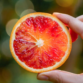 【斌哥优选】玫瑰血橙。除天地盖礼盒规格，其余都多送一斤。自带玫瑰香味的橙子。维c含量高，9甜1酸，不催熟不打蜡，sgs118项未检测出。发京东。不是每个都有血丝哦~