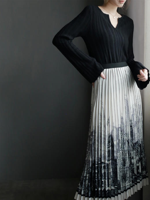 【肌理坑条喇叭袖针织衫】轻社交氛围 精致实穿 为你加持春天的优雅~~ 商品图4