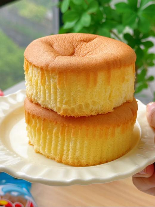 一口入夏🧼【哈哈喜哈哈海盐蛋糕】来啦 ✅ 甜咸口滴小蛋糕专治没有胃口滴夏天！一整个口腔迸发香味甜味咸味！ ✅ 一款蛋糕🧁三重口感🥳尊嘟敲满足🥳超级好吃的云朵蛋糕🍰 商品图2