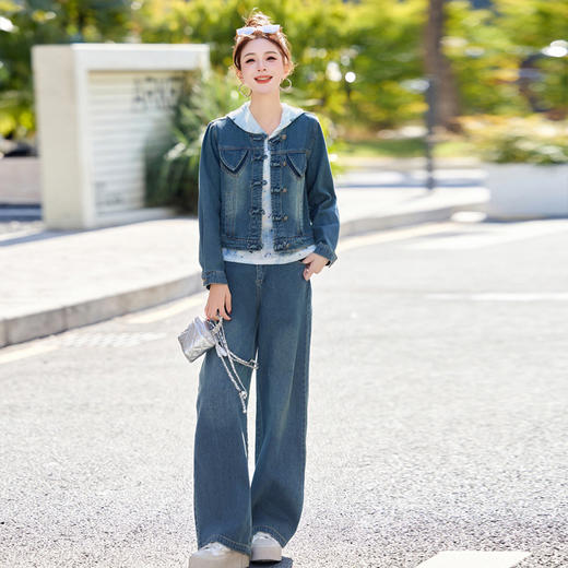 HR-XPH9189时尚复古休闲牛仔套装2025春新款女连帽衬衫牛仔外套直筒裤三件套 商品图1
