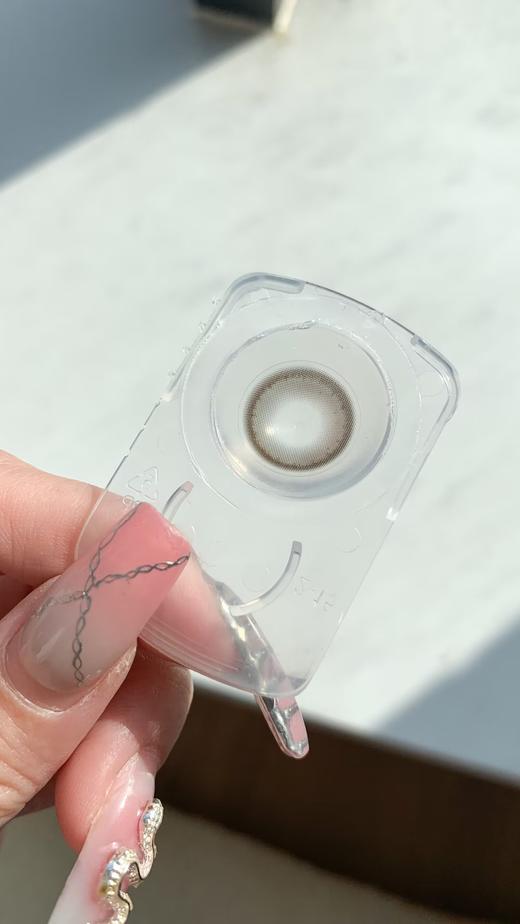 Fairycon日抛 · 柔光水雾  14.0mm白狮参考着色中小直径 日抛一盒十片装 商品图1