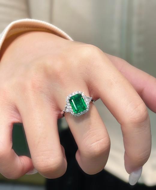 2.8ct刻面祖母绿戒指 商品图3