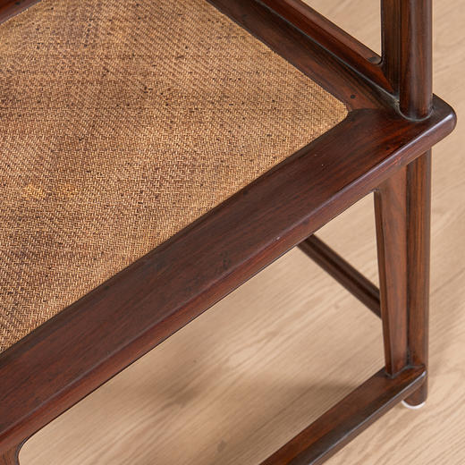 清 红木圈口靠背玫瑰椅成堂（一堂四只） 商品图3