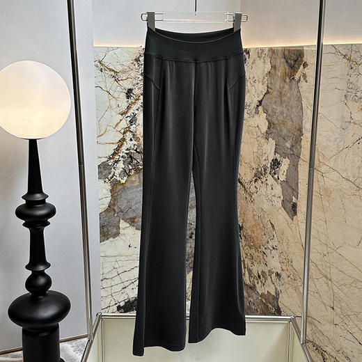 【自带长腿特效】官网850！高腰翘臀弹力运动喇叭裤女 宽松遮肉显瘦垂感休闲裤长裤舒适居家 商品图6