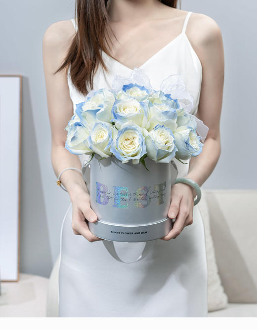 定制花束星辰大海碎冰蓝玫瑰花束热卖 商品图4