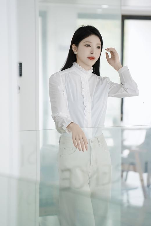 现货 臣禾	木耳边白衬衫JZ251040175 商品图1