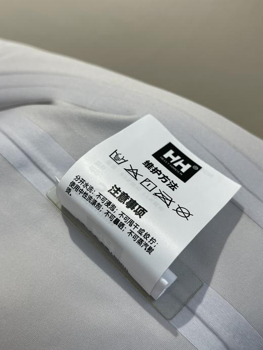 点此购买 海丽汉森春秋季男士压胶冲锋衣 bk 309196 商品图6