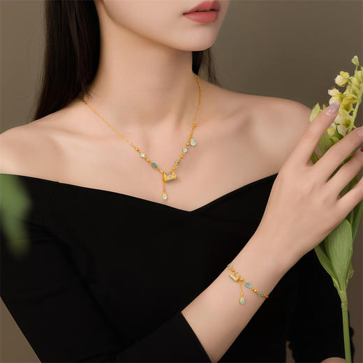 【热卖臻品】典粹黄金手链 足金锁包葫芦四叶草冰蓝新中式手链女士礼物女士礼物【按克计价黄金2】MEMORA诗普琳GB284502 商品图2