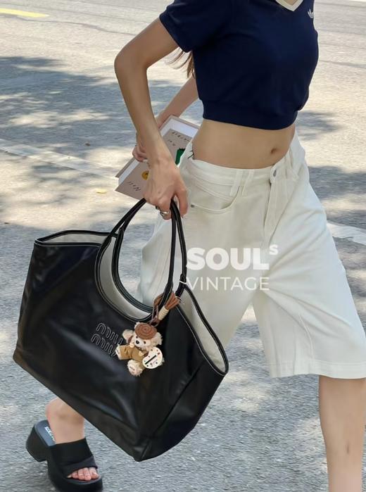 MiuMiu缪缪 限定款|浮雕 tote 托特包（HH） 商品图9
