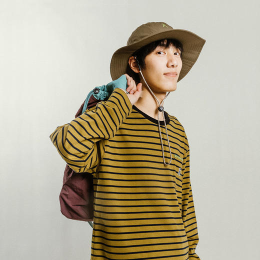 【十一破价福利】ACMEITEM 爱棵米 长袖T恤女春季撞色条纹打底衫宽松百搭重磅上衣 GAG3340234A 商品图3