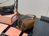D021421伯爵驼色复古腋下包无论是手拎还是斜挎都轻松自如 商品缩略图7