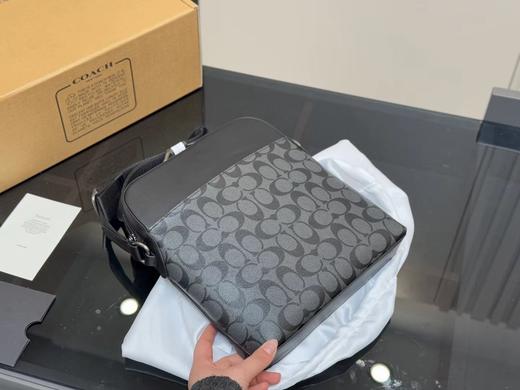 D021422直男b备款进口牛皮男士邮差包这个必须种草 商品图13