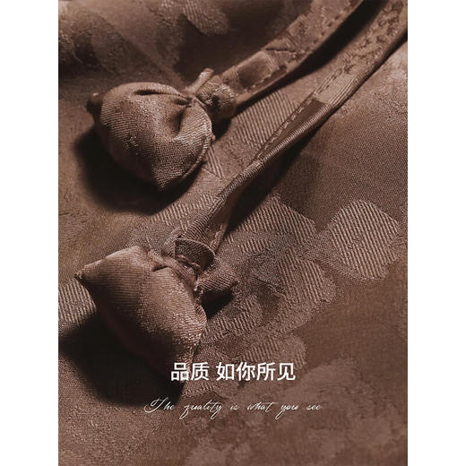 COCOBELLA奢感新国风暗纹提花丝光缎面垂坠丝滑半身裙HS7047 商品图4