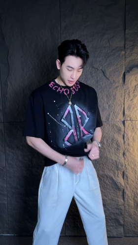 T2227春夏新款时尚个性撞色印花字母泼墨圆领半袖T恤百搭情侣套头上衣