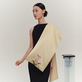 万事利“鸢尾巷”刺绣巾