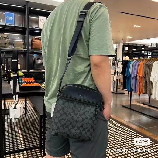 D021422直男b备款进口牛皮男士邮差包这个必须种草 商品图0