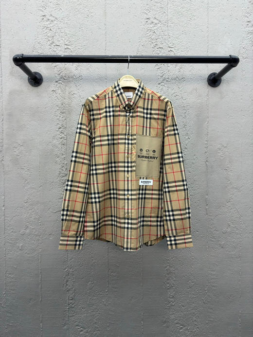 BURBERRY 标签贴花格纹长袖衬衫 商品图0