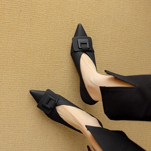 【预售5天】温柔气质法式尖头细跟性感高跟鞋春季一脚蹬浅口方扣单鞋女DB&M6168 商品图3