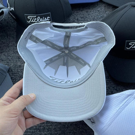 正品Titleist纪念款高尔夫球帽，春夏款，快干材质。均码头围可调。
三个色各几顶，侧面logo随机 商品图4