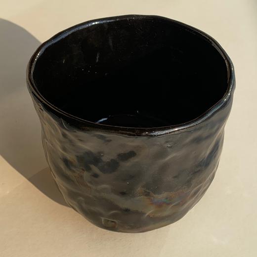 【苏州】日本中古作家器黑乐烧茶碗 底款 商品图0