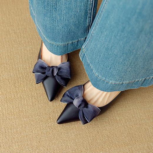 【预售5天】法式晚风温柔单鞋初春爆款丝绸蝴蝶结羊皮尖头单鞋DB&M6151 商品图4