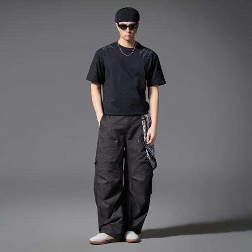 PINLI品立2025春夏新款男士圆领抓痕烫钻短袖T恤潮牌百搭半袖上衣BG252111010 商品图3