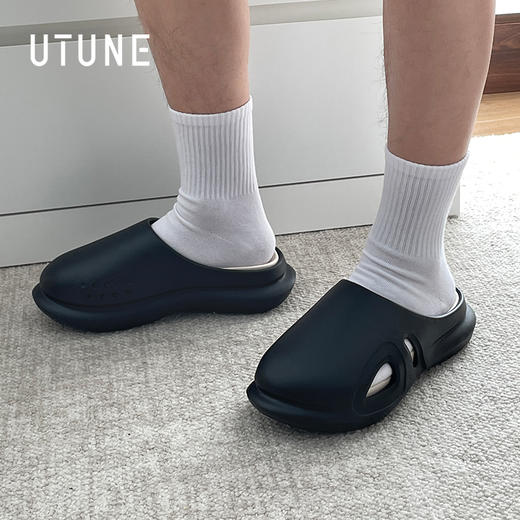 【男士居家&外穿】优调SXT1400男士包头拖鞋 | 透气不闷脚、约5cm加厚鞋底、显高显脚长、两色可选、时尚百搭 商品图3