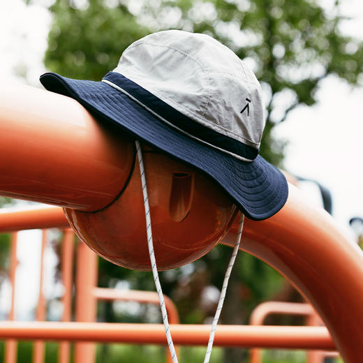 【福利特惠】ACMEITEM爱棵米 亲子防泼水拼色渔夫帽户外轻量抗撕裂多色渔夫帽 GAF3540443E 商品图1