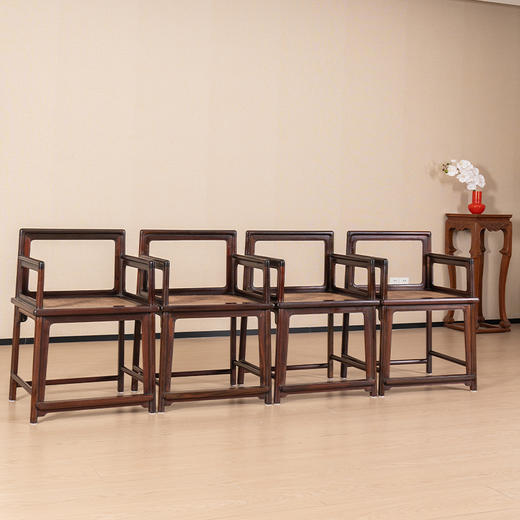 清 红木圈口靠背玫瑰椅成堂（一堂四只） 商品图0