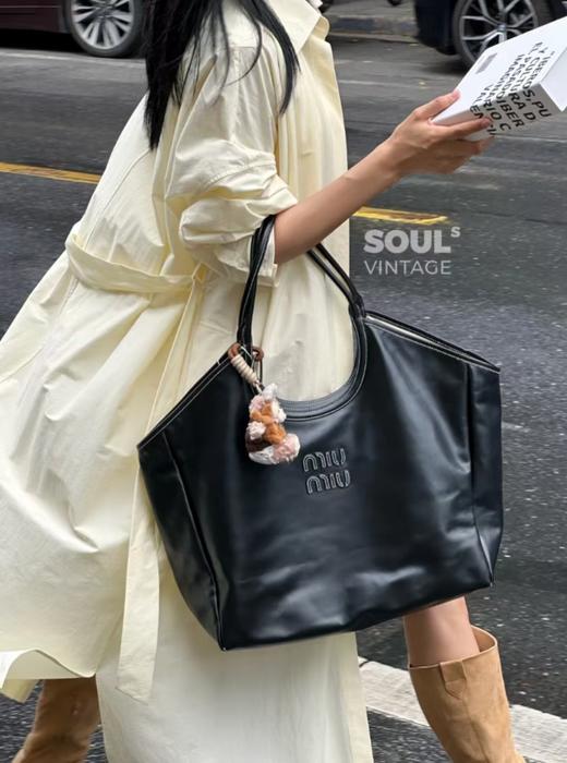 MiuMiu缪缪 限定款|浮雕 tote 托特包（HH） 商品图7