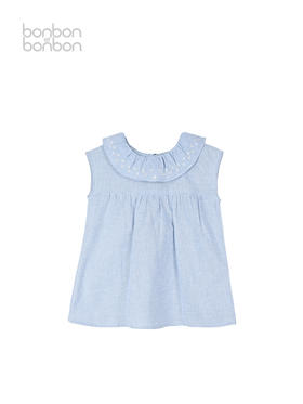 荷叶边领蓝色细格上衣