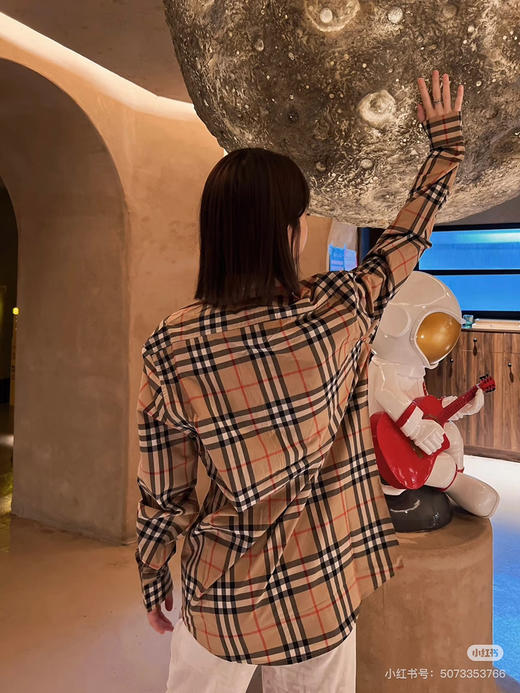 BURBERRY 标签贴花格纹长袖衬衫 商品图4