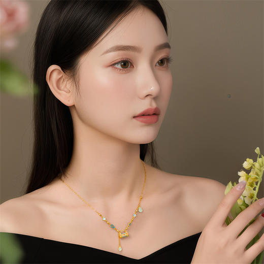 【热卖臻品】典粹系列黄金足金古法金高温珐琅锁包项链薄荷蓝中国风套链【按克计价黄金2】MEMORA诗普琳GN246501 商品图1