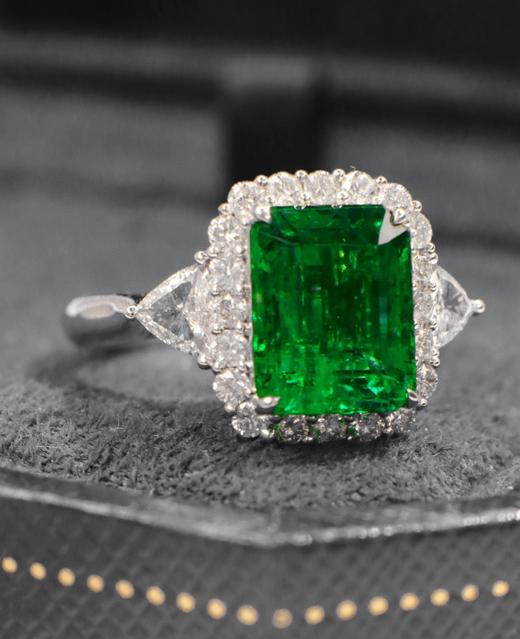 2.8ct刻面祖母绿戒指 商品图1