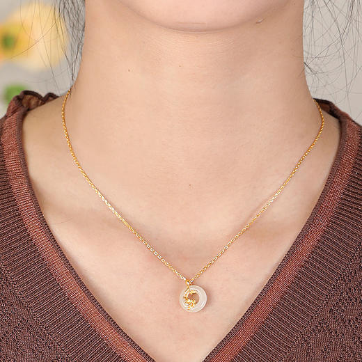 【母亲节礼物】六鑫珠宝 牡丹花平安扣和田玉项链 送妈妈婆婆 商品图5