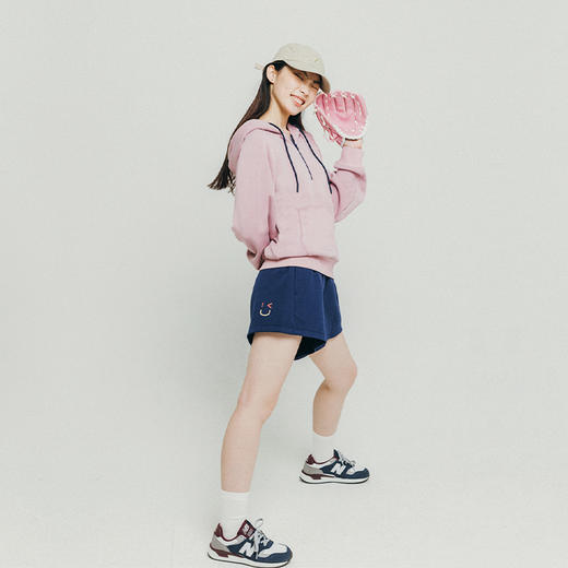 【品牌直发 反季特惠】ACMEITEM爱棵米 户外秋冬女士连帽卫衣绣标套头休闲运动上衣女士GAF2310820E 商品图1