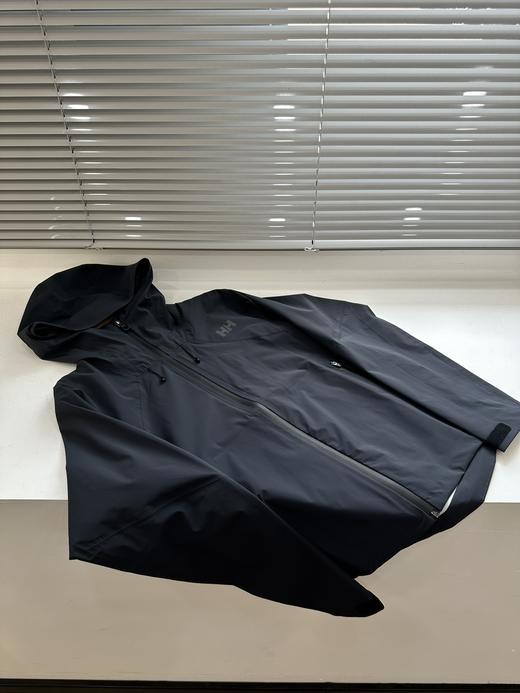 点此购买 海丽汉森春秋季男士压胶冲锋衣 bk 309196 商品图2