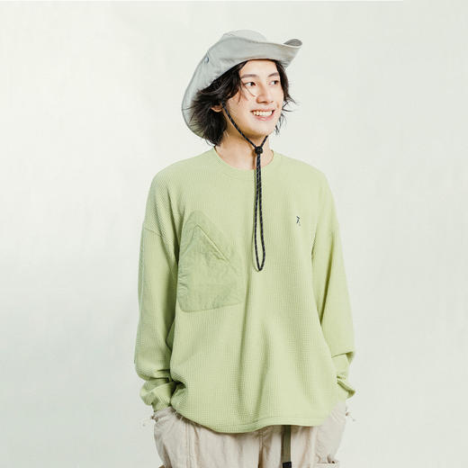 【品牌特惠】ACMEITEM 爱棵米 户外华夫格圆领卫衣休闲扩版户外长袖上衣男女 GAG3310837A 商品图2