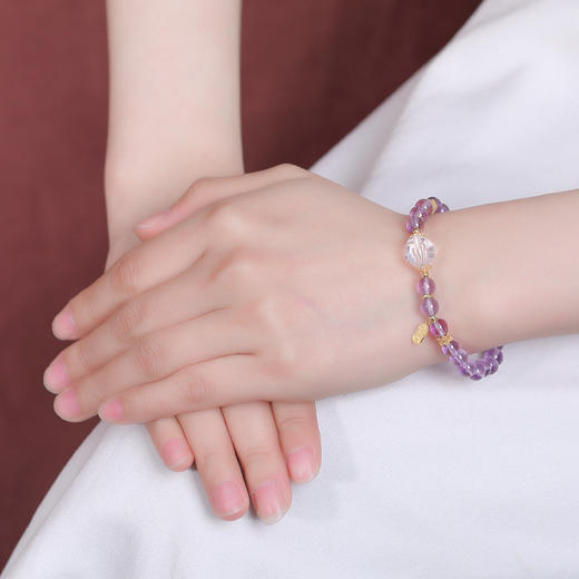 【喜乐安康】S925银镀金紫水晶白水晶福牌圆珠手链【CW-SL11732-8】 商品图3