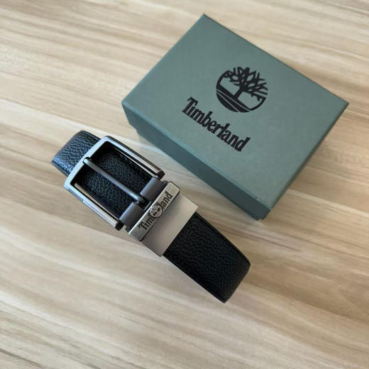 2025开春专柜最新款 正品添柏岚/Timberland 针扣荔枝纹皮腰带来喽 真的是质感满满
尺寸：120x3.5 可自行剪裁长短 商品图0