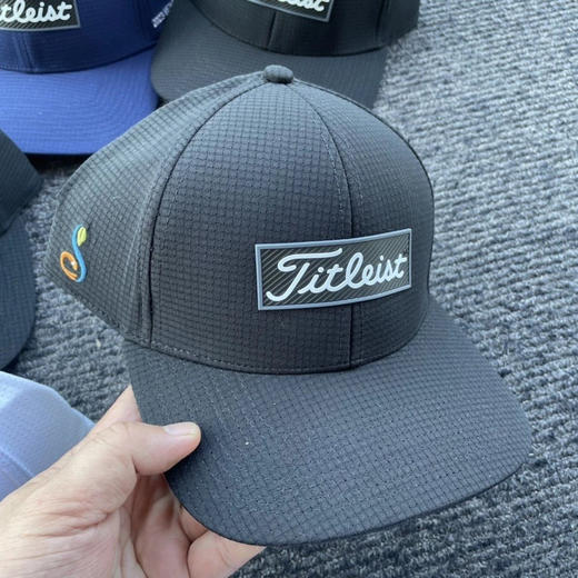 正品Titleist纪念款高尔夫球帽，春夏款，快干材质。均码头围可调。
三个色各几顶，侧面logo随机 商品图1